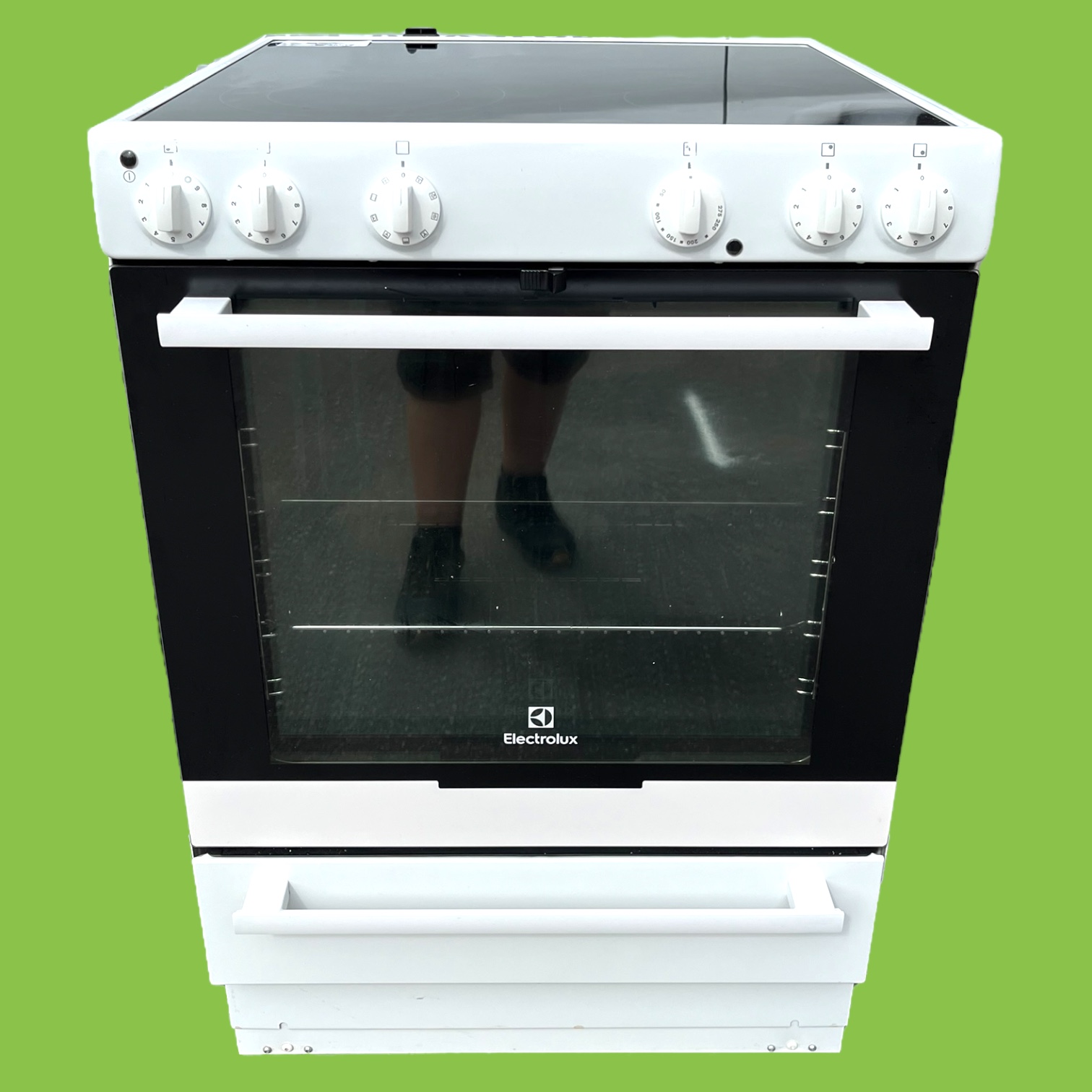 Spis 400 V Electrolux EKC6051BOW - ARM Vitvaror